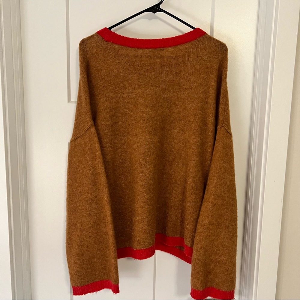 Free people crewneck sweater camel and red size medium - Picture 3 of 3